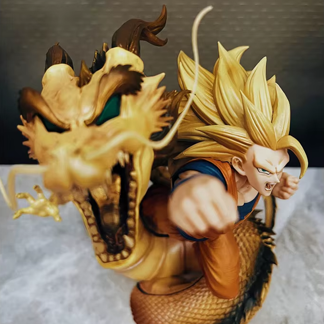 "SUPER SAIYAN GOKU WITH SUPER SHENRON" Dragon Ball Z Figure